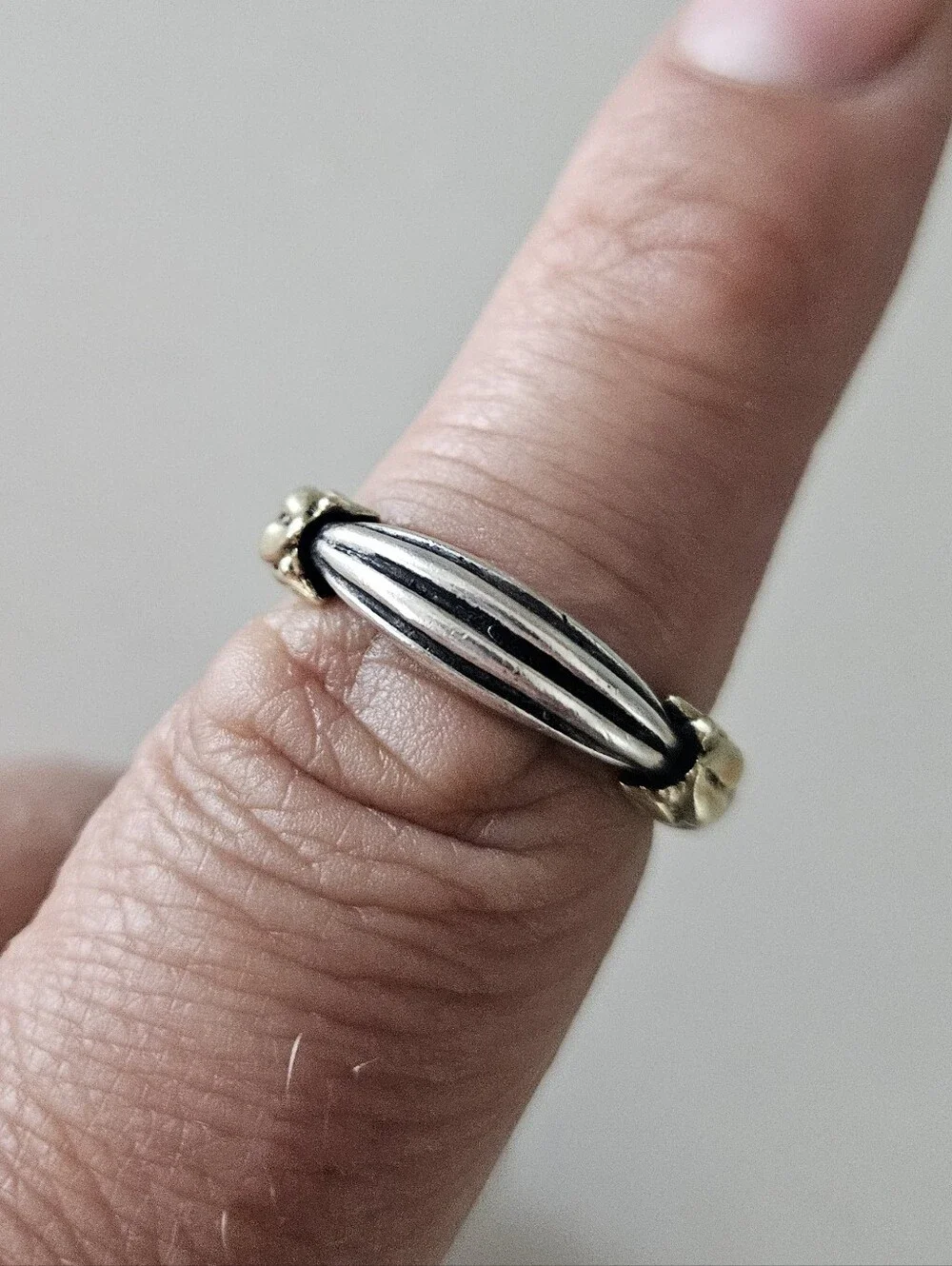 Vintage Lagos Caviar Two-Tone Sterling Silver Solid 18k Gold Ring Size 10.75